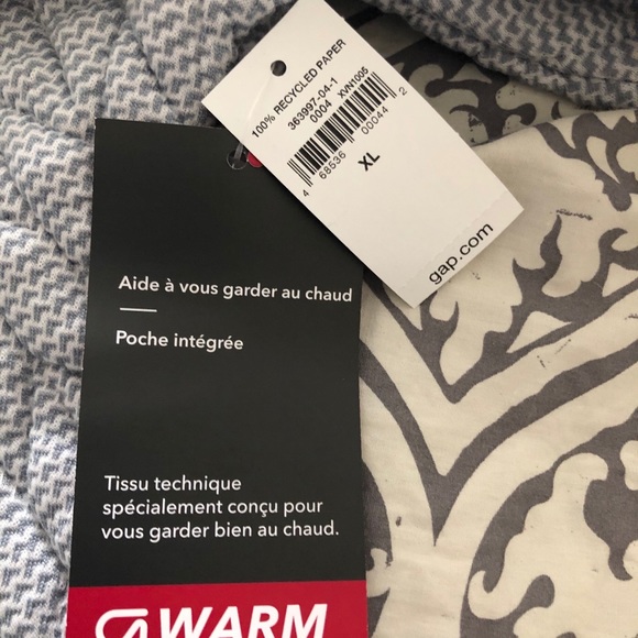 NEW with tags Gapfit hoodie - Picture 5 of 9